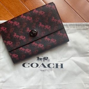 Coach Turnlock Pouch